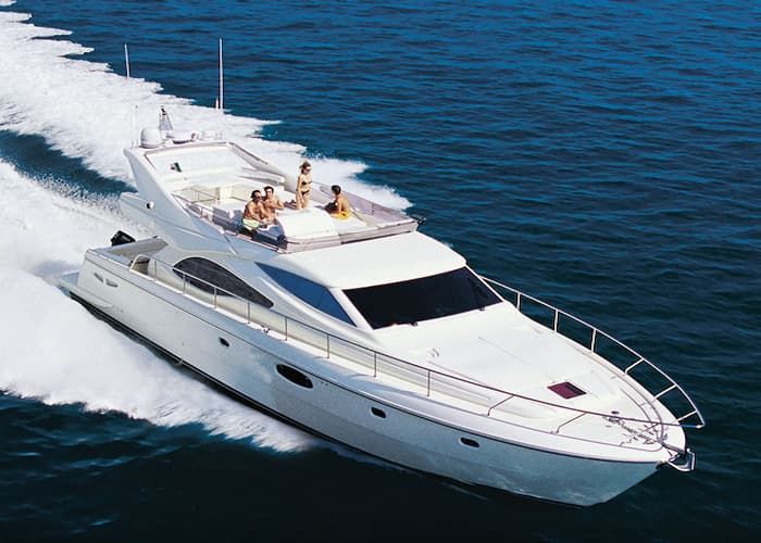 luxury boat rental Mykonos, luxury boats, Mykonos boating