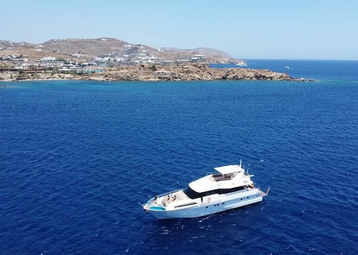 boat party Mykonos, boat party Cyclades, luxury events