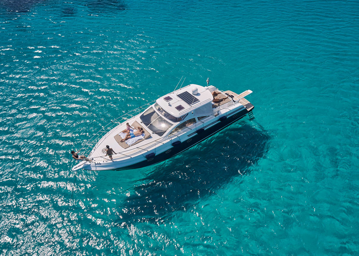 Mykonos cruise boat, island hopping, hire boat Mykonos